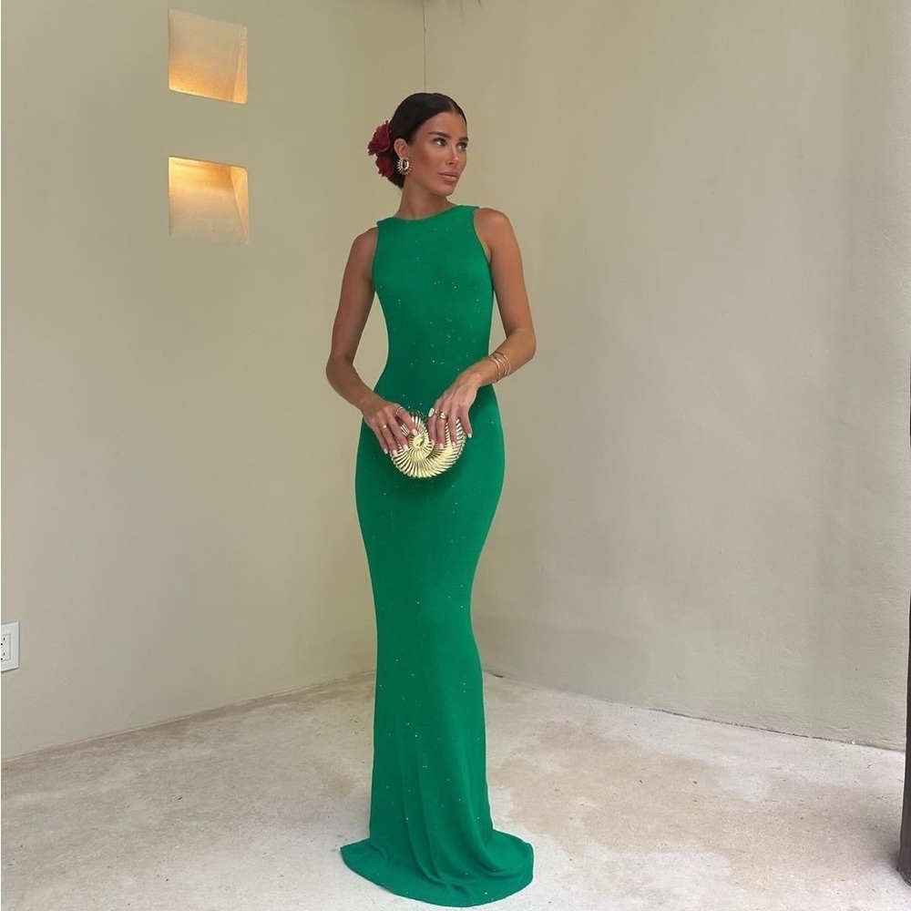 Elegant Green Sleeveless Dress